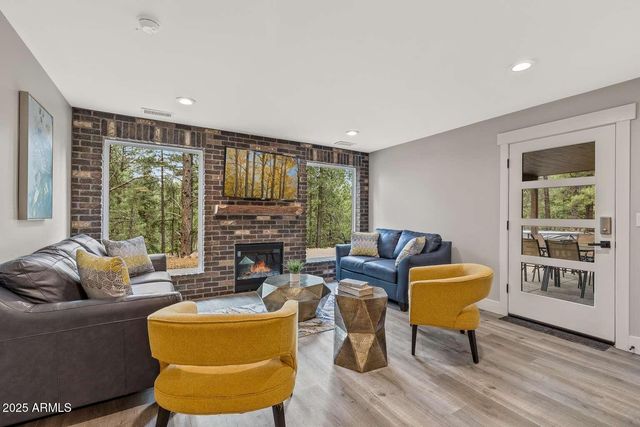 301 S O LEARY Street, Flagstaff, AZ 86001