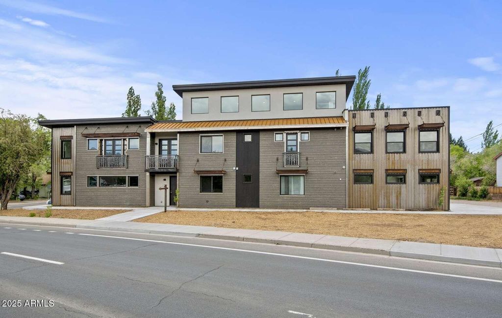 301 S O LEARY Street, Flagstaff, AZ 86001