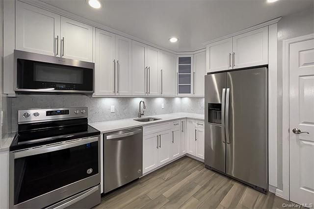 10 Westgate Drive FA05, Bohemia, NY 11716