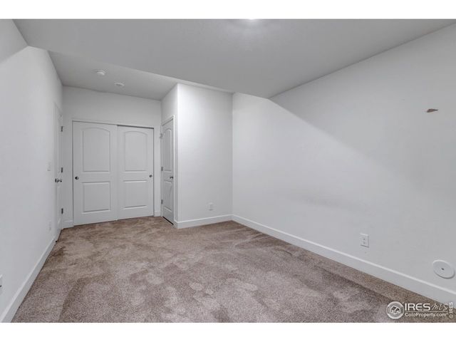 21876 E Radcliff Cir, Aurora, CO 80015