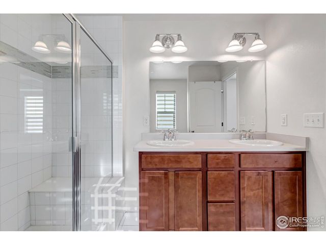 21876 E Radcliff Cir, Aurora, CO 80015