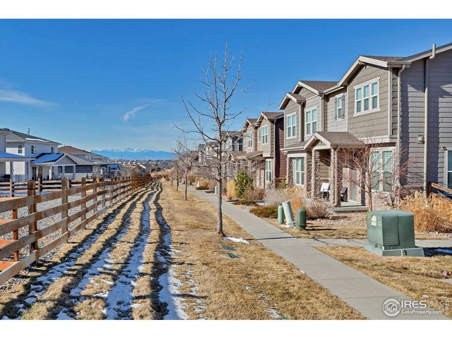 21876 E Radcliff Cir, Aurora, CO 80015