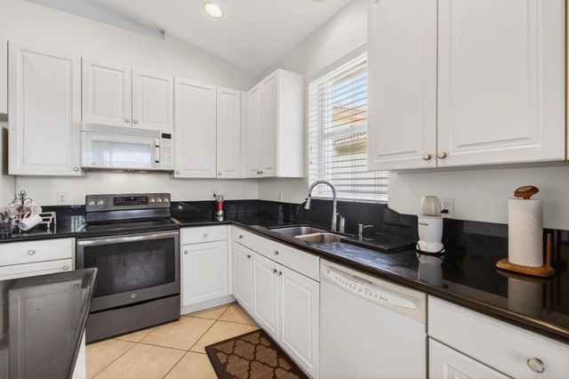 2707 Clipper Circle, West Palm Beach, FL 33411