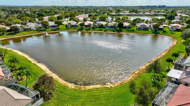 2707 Clipper Circle, West Palm Beach, FL 33411