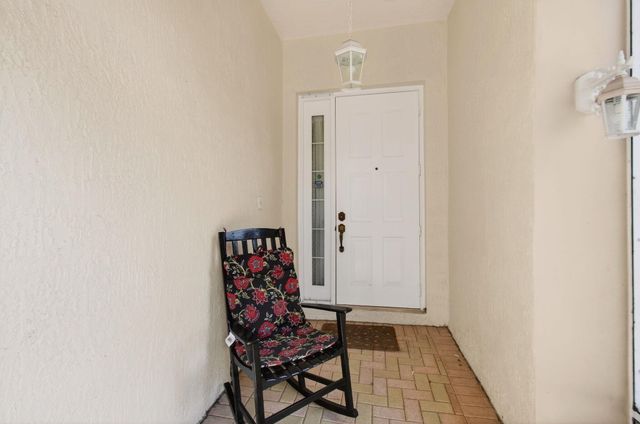 2707 Clipper Circle, West Palm Beach, FL 33411