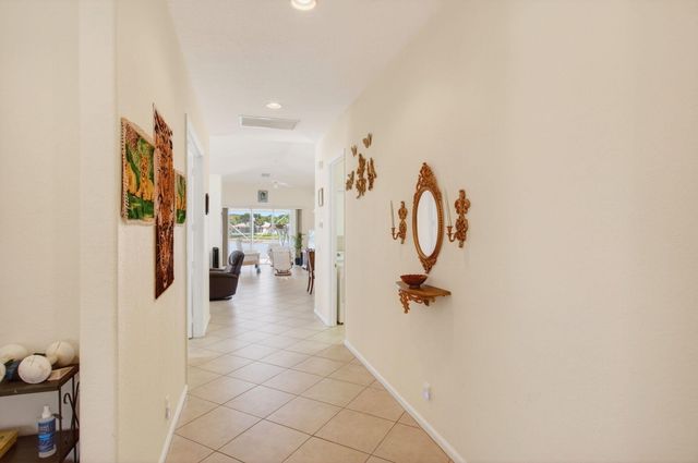 2707 Clipper Circle, West Palm Beach, FL 33411