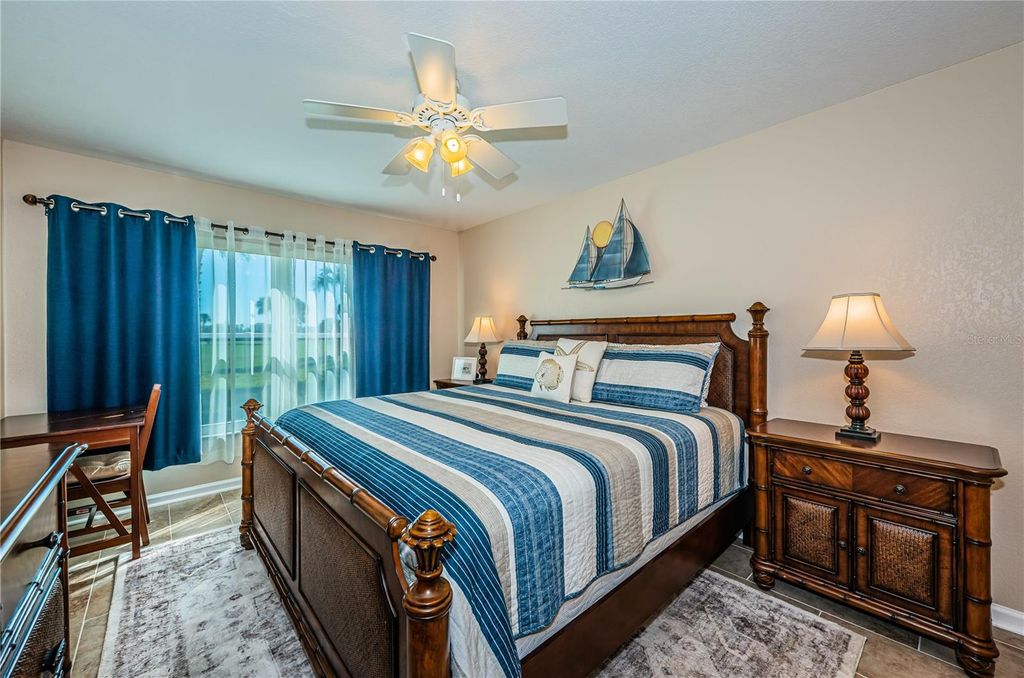 Image 24 of property listing at 6180 SUN BOULEVARD 106, St Petersburg, FL 33715