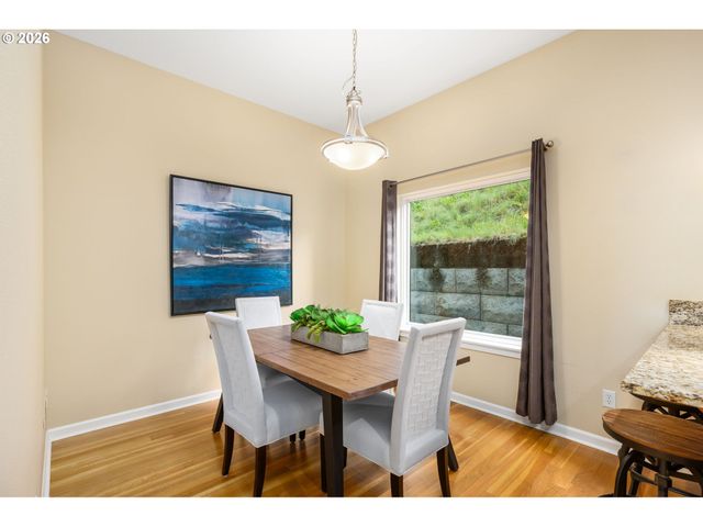 635 Nw 24TH Ave 6-2, Portland, OR 97210