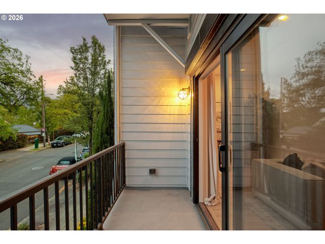 635 Nw 24TH Ave 6-2, Portland, OR 97210