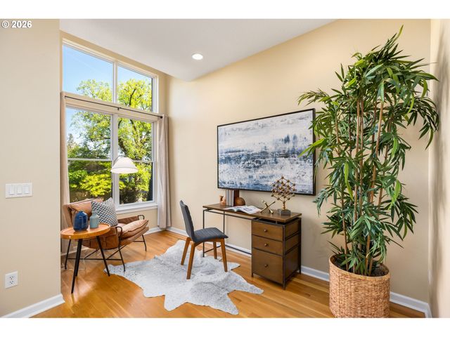 635 Nw 24TH Ave 6-2, Portland, OR 97210