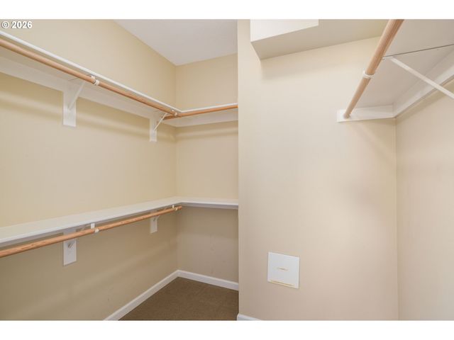 635 Nw 24TH Ave 6-2, Portland, OR 97210