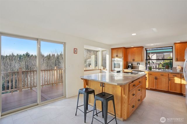 3308 N Narrows Drive, Tacoma, WA 98407