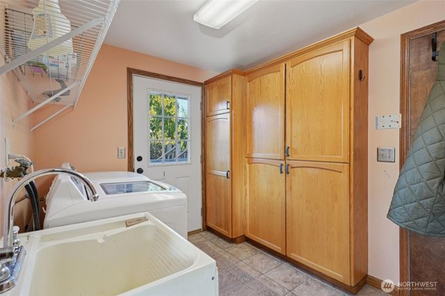 3308 N Narrows Drive, Tacoma, WA 98407