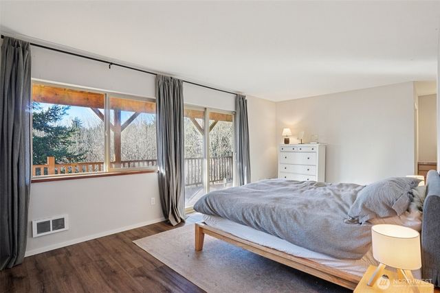 3308 N Narrows Drive, Tacoma, WA 98407