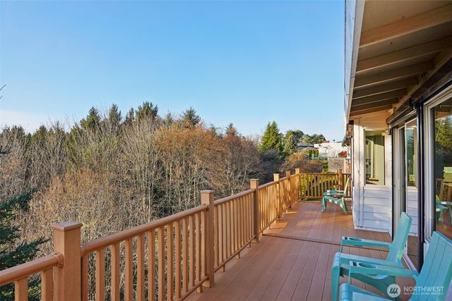 3308 N Narrows Drive, Tacoma, WA 98407