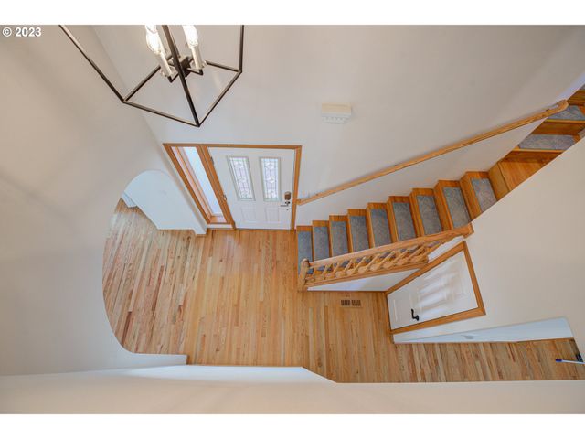 1495 Ne ZACHARY St, Hillsboro, OR 97124