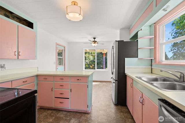 1515 7th Avenue SE, Olympia, WA 98501
