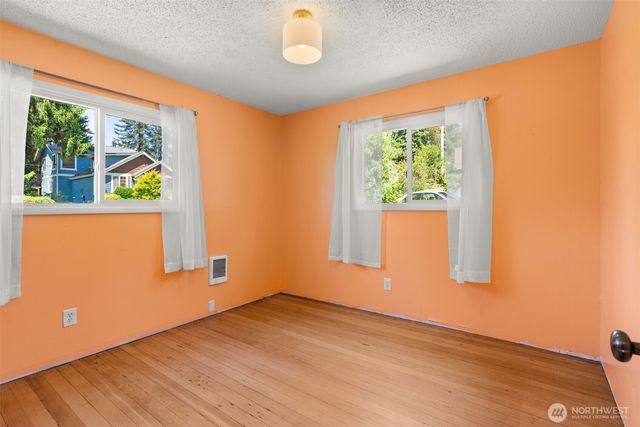 1515 7th Avenue SE, Olympia, WA 98501
