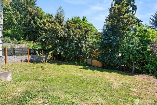 1515 7th Avenue SE, Olympia, WA 98501