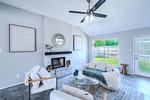 3901 Georgetown Drive, Sachse, TX 75048