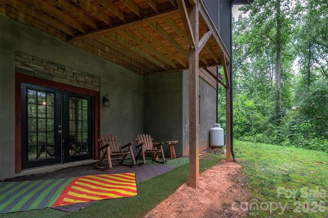 698 Heartwood Drive, Marion, NC 28752