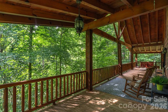 698 Heartwood Drive, Marion, NC 28752