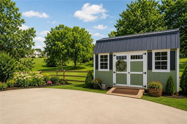 124 Golden Autumn Drive, Dahlonega, GA 30533