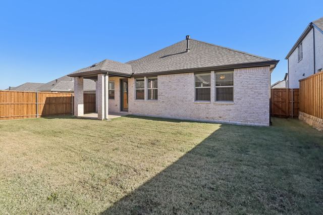 2453 Glacier Ridge, Corinth, TX 76210
