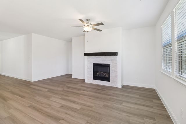 2453 Glacier Ridge, Corinth, TX 76210