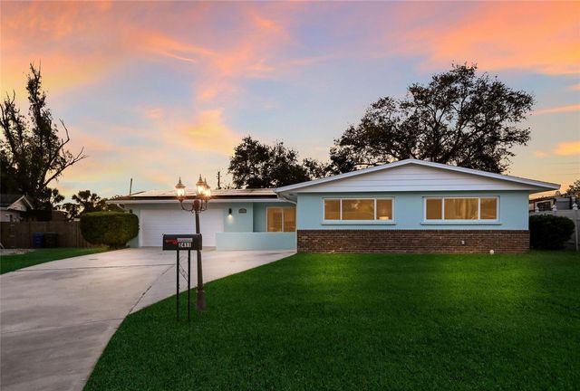 2411 RIDGE AVENUE, Sarasota, FL 34235