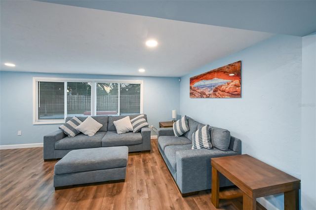 2411 RIDGE AVENUE, Sarasota, FL 34235