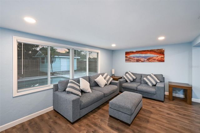 2411 RIDGE AVENUE, Sarasota, FL 34235