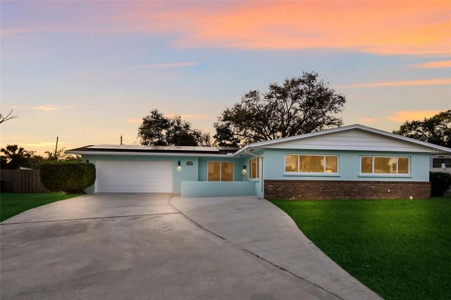 2411 RIDGE AVENUE, Sarasota, FL 34235