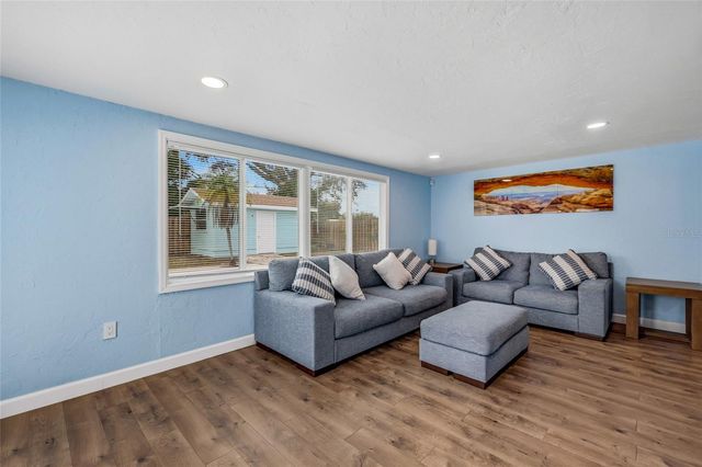 2411 RIDGE AVENUE, Sarasota, FL 34235