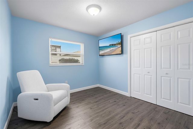 2411 RIDGE AVENUE, Sarasota, FL 34235