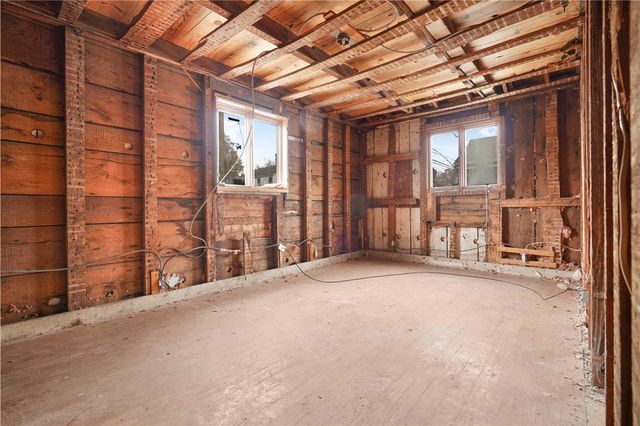 115 Market Street, Warren, RI 02885