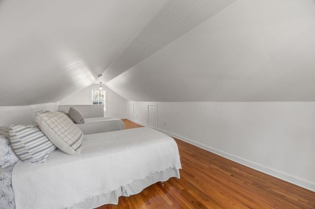 194 Route 6A, Yarmouth Port, MA 02675