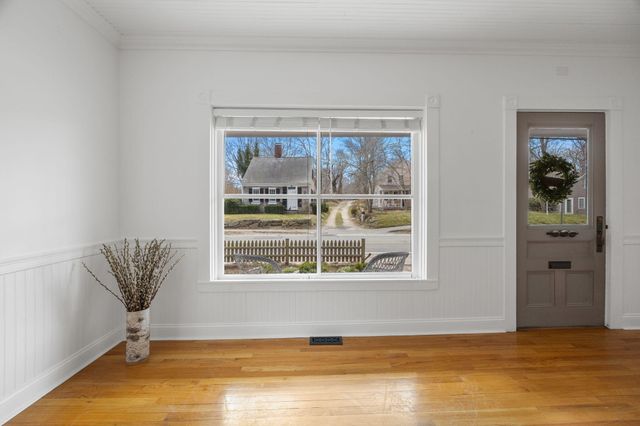 194 Route 6A, Yarmouth Port, MA 02675
