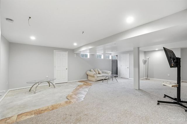 6741 Kings River Court, Liberty Twp, OH 45044