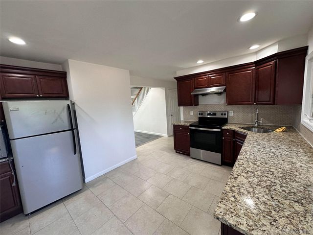 120 Ball Park Lane, Hicksville, NY 11801