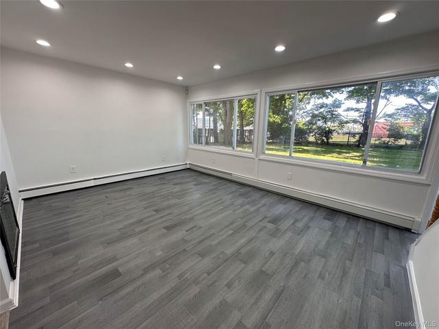 120 Ball Park Lane, Hicksville, NY 11801