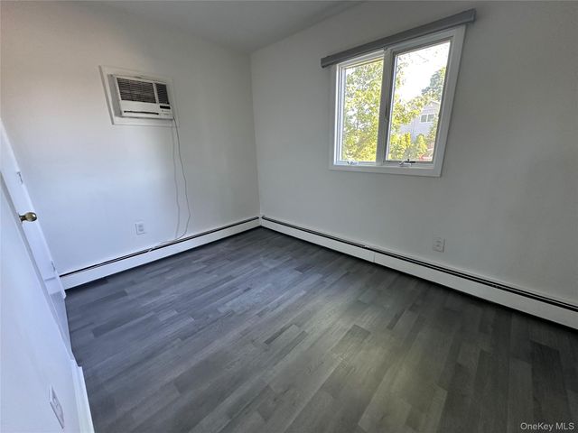 120 Ball Park Lane, Hicksville, NY 11801