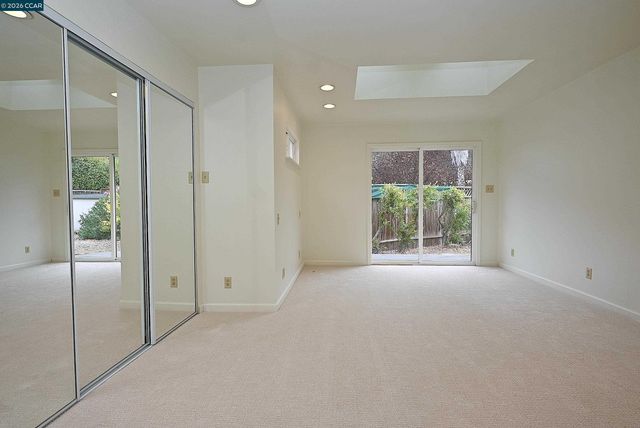 21 Eric Ct, Pleasant Hill, CA 94523
