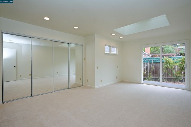 21 Eric Ct, Pleasant Hill, CA 94523