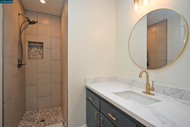 21 Eric Ct, Pleasant Hill, CA 94523