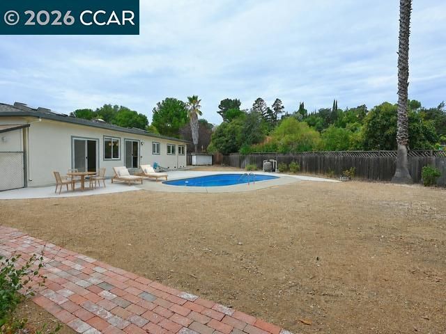 21 Eric Ct, Pleasant Hill, CA 94523