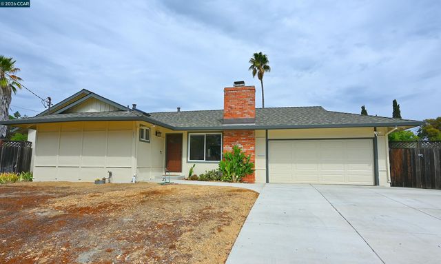21 Eric Ct, Pleasant Hill, CA 94523