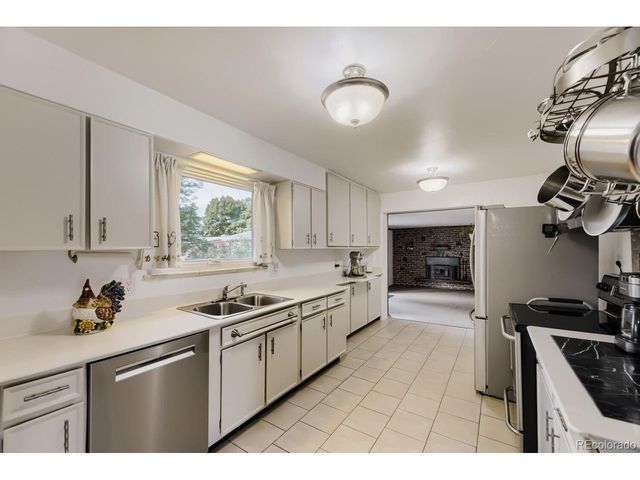 12142 W 60th Pl, Arvada, CO 80004
