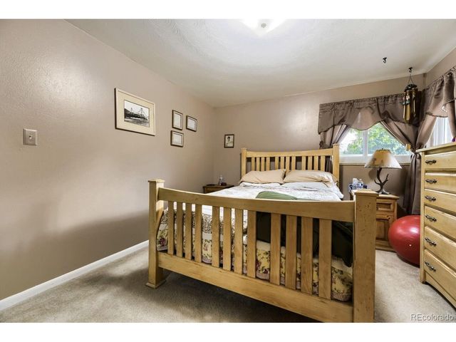 12142 W 60th Pl, Arvada, CO 80004