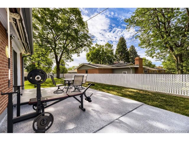 12142 W 60th Pl, Arvada, CO 80004